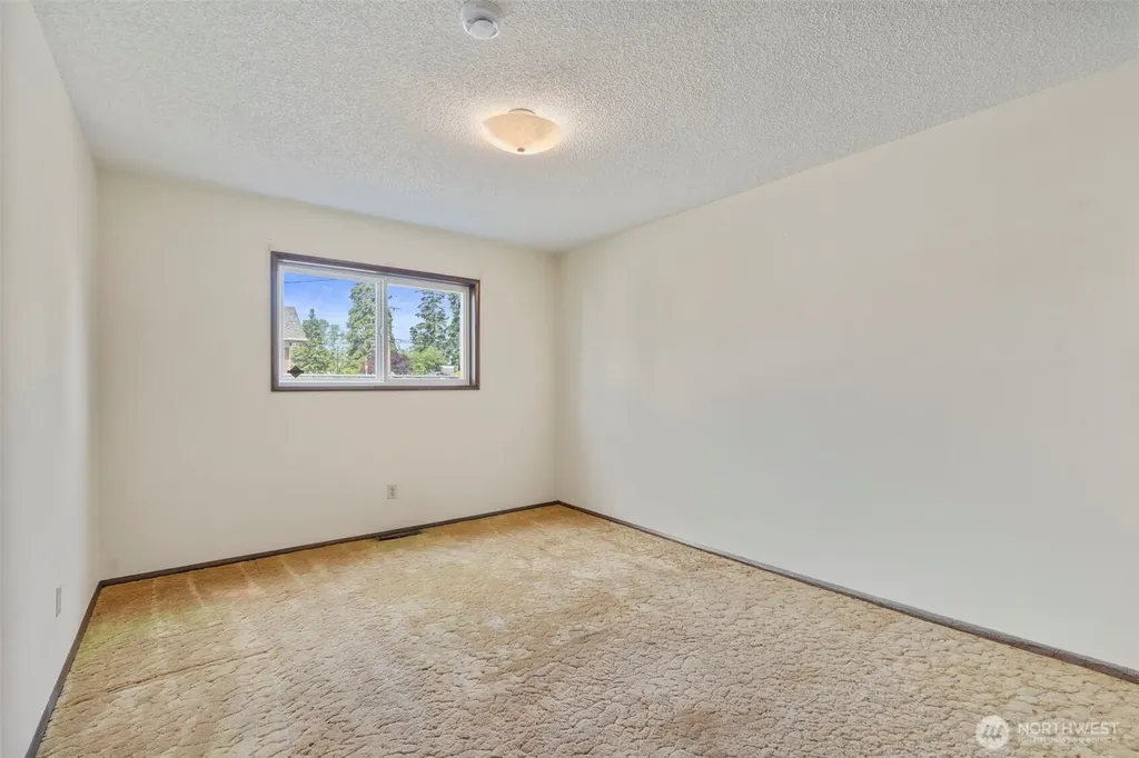 3412 Russell Road Centralia WA 98531