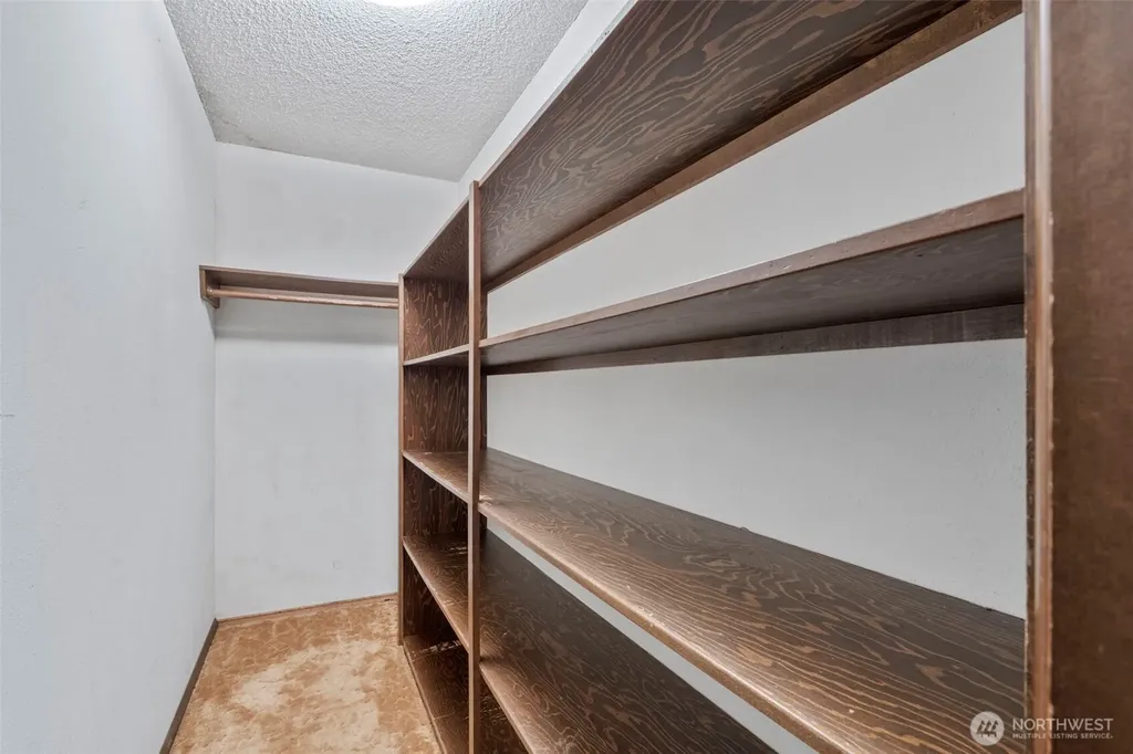 3412 Russell Road Centralia WA 98531