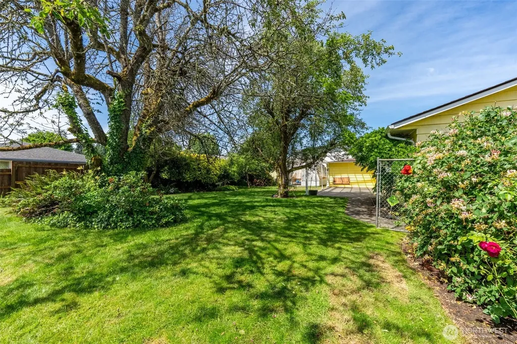 3412 Russell Road Centralia WA 98531