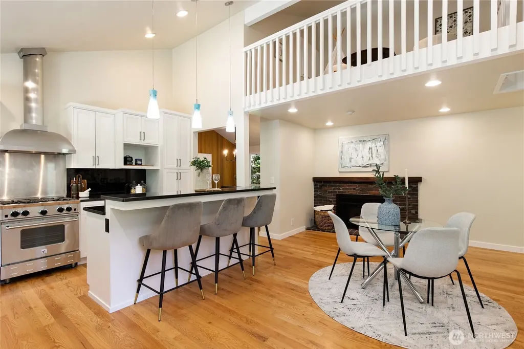 7235 87th Avenue SE Mercer Island WA 98040