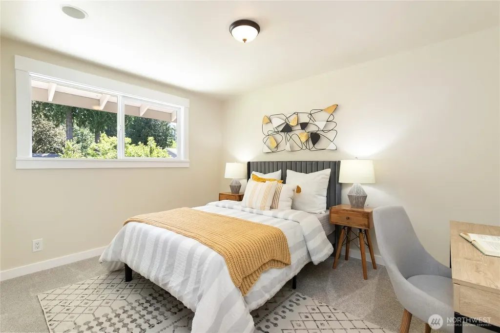 7235 87th Avenue SE Mercer Island WA 98040