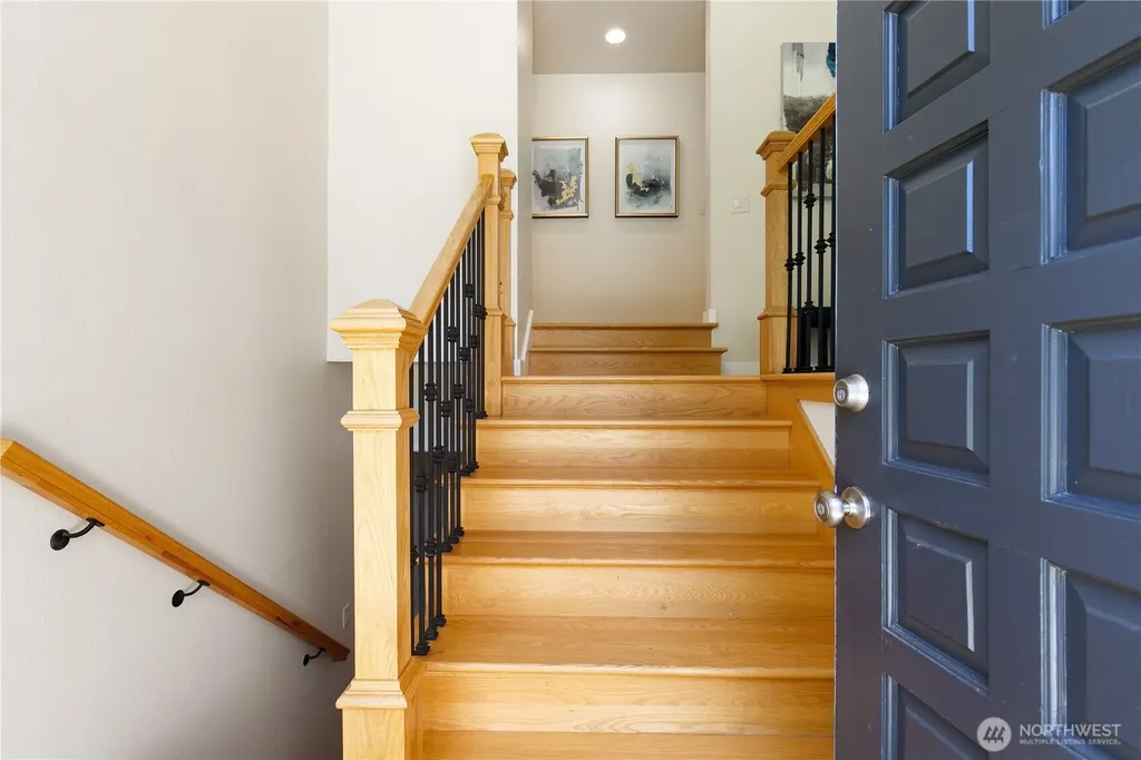 7235 87th Avenue SE Mercer Island WA 98040