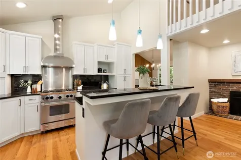 7235 87th Avenue SE Mercer Island WA 98040