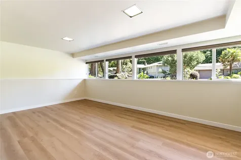 7235 87th Avenue SE Mercer Island WA 98040