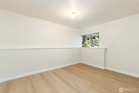 7235 87th Avenue SE Mercer Island WA 98040