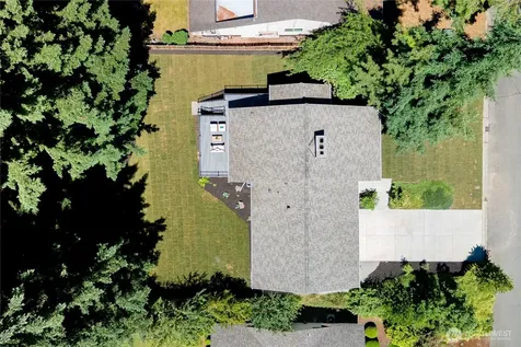 7235 87th Avenue SE Mercer Island WA 98040