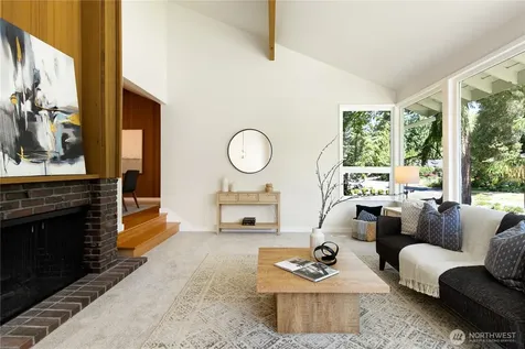7235 87th Avenue SE Mercer Island WA 98040