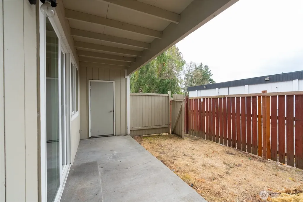 5607 76th Street W Lakewood WA 98499