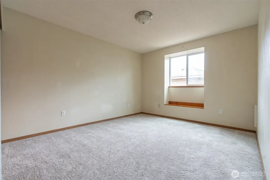 5607 76th Street W Lakewood WA 98499
