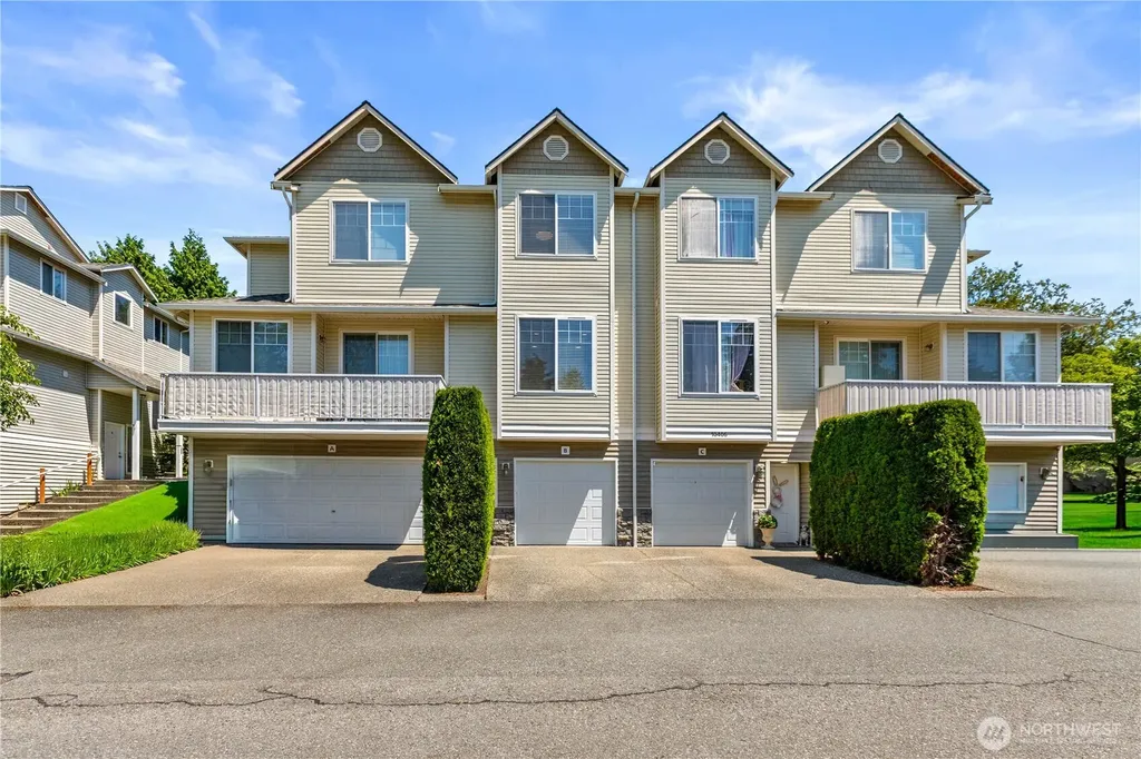 10406 Holly Drive Everett WA 98204