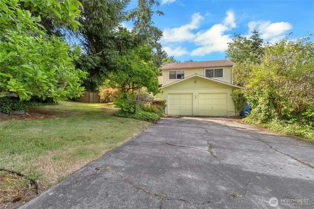 2704 24th Avenue Ct SE Puyallup WA 98374