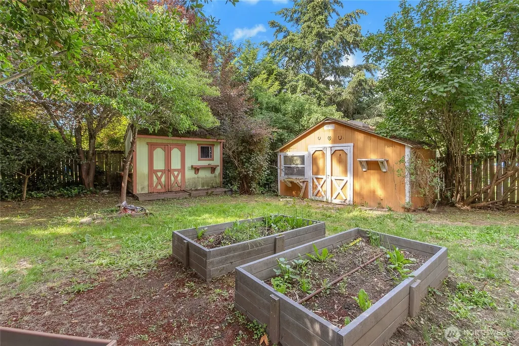 2704 24th Avenue Ct SE Puyallup WA 98374