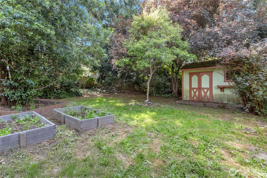 2704 24th Avenue Ct SE Puyallup WA 98374