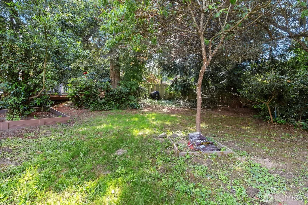 2704 24th Avenue Ct SE Puyallup WA 98374