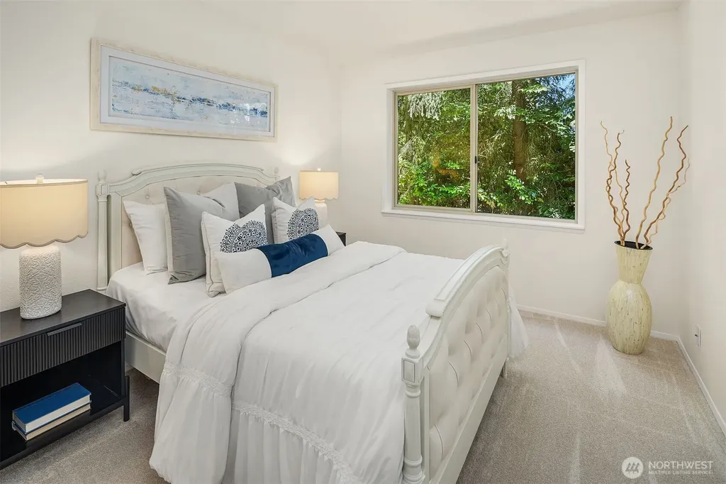 200 99th Avenue NE Bellevue WA 98004