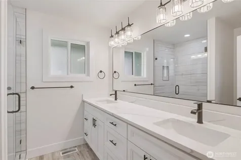 1202 S Hills Drive Wenatchee WA 98801