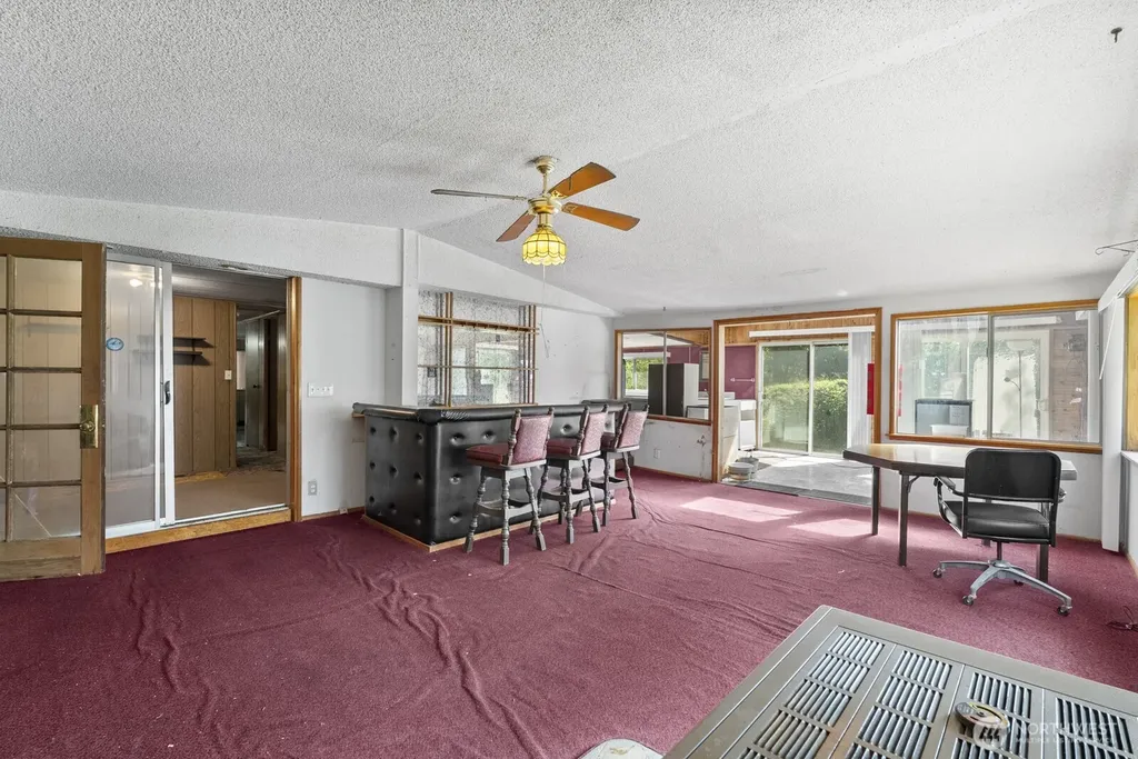 12511 151st Avenue E Puyallup WA 98374