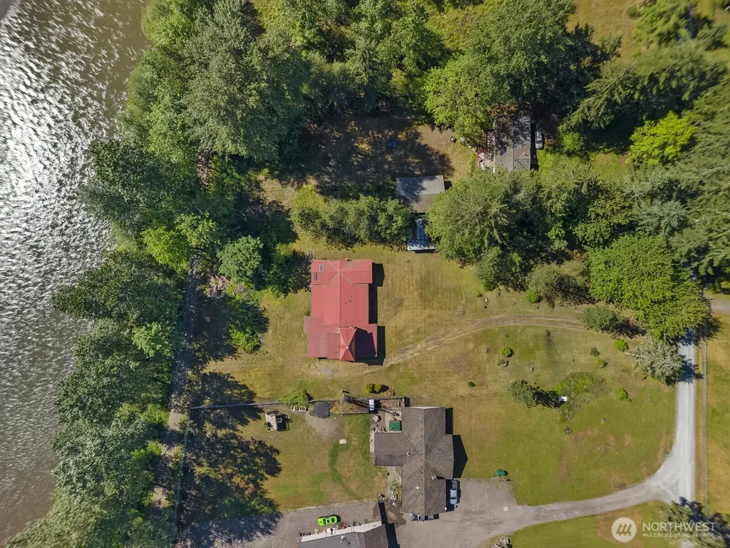 12511 151st Avenue E Puyallup WA 98374