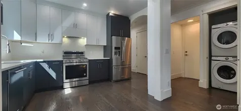 1129 N 33rd Place Renton WA 98056
