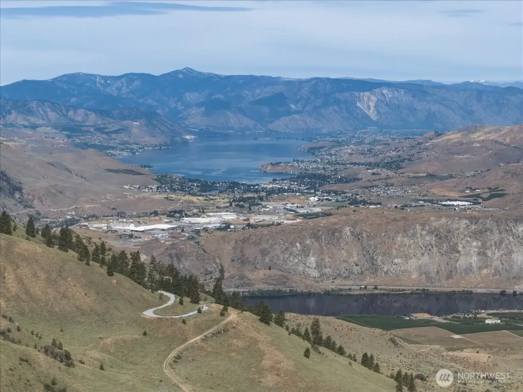 85 Eagles Nest Road Orondo WA 98843