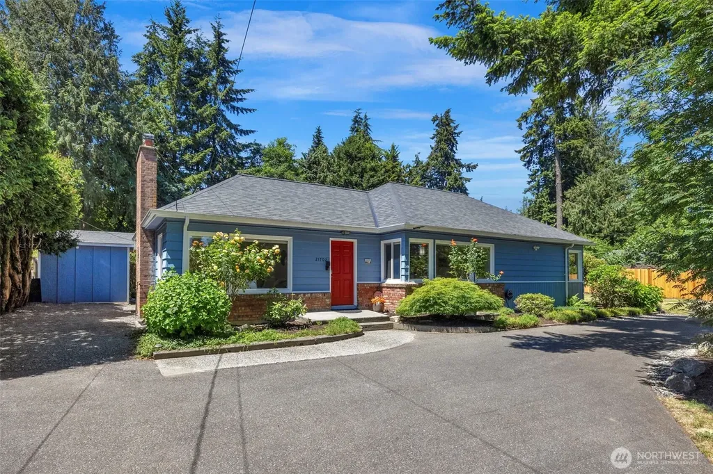 21702 84th Avenue W Edmonds WA 98026