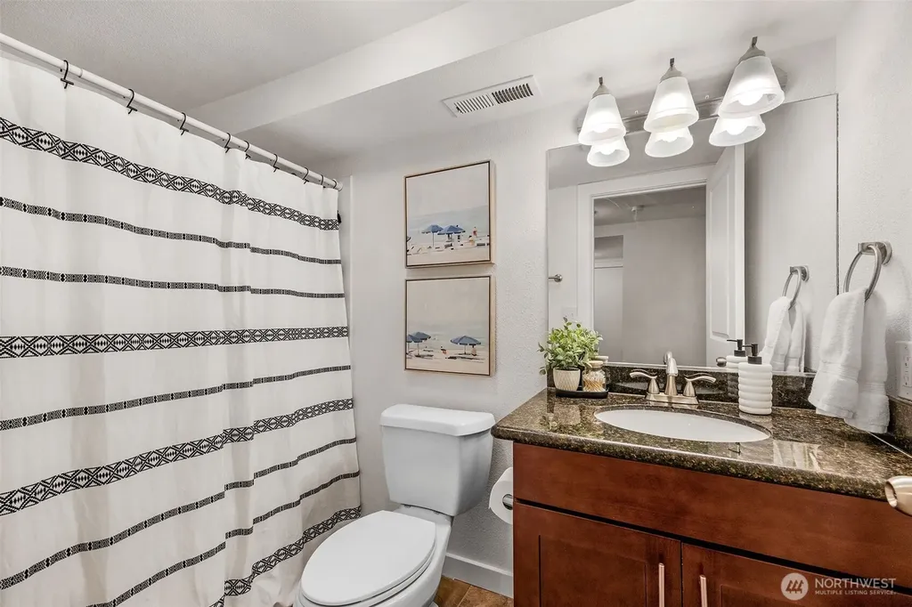 21702 84th Avenue W Edmonds WA 98026