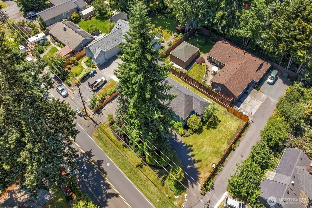21702 84th Avenue W Edmonds WA 98026
