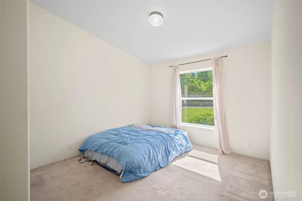 4230 Cody Road Blaine WA 98230