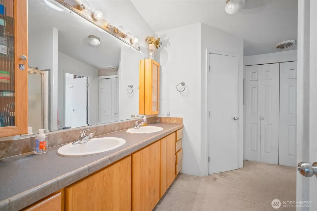 4230 Cody Road Blaine WA 98230