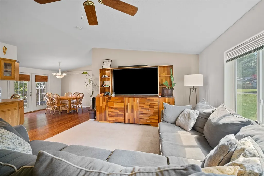4230 Cody Road Blaine WA 98230