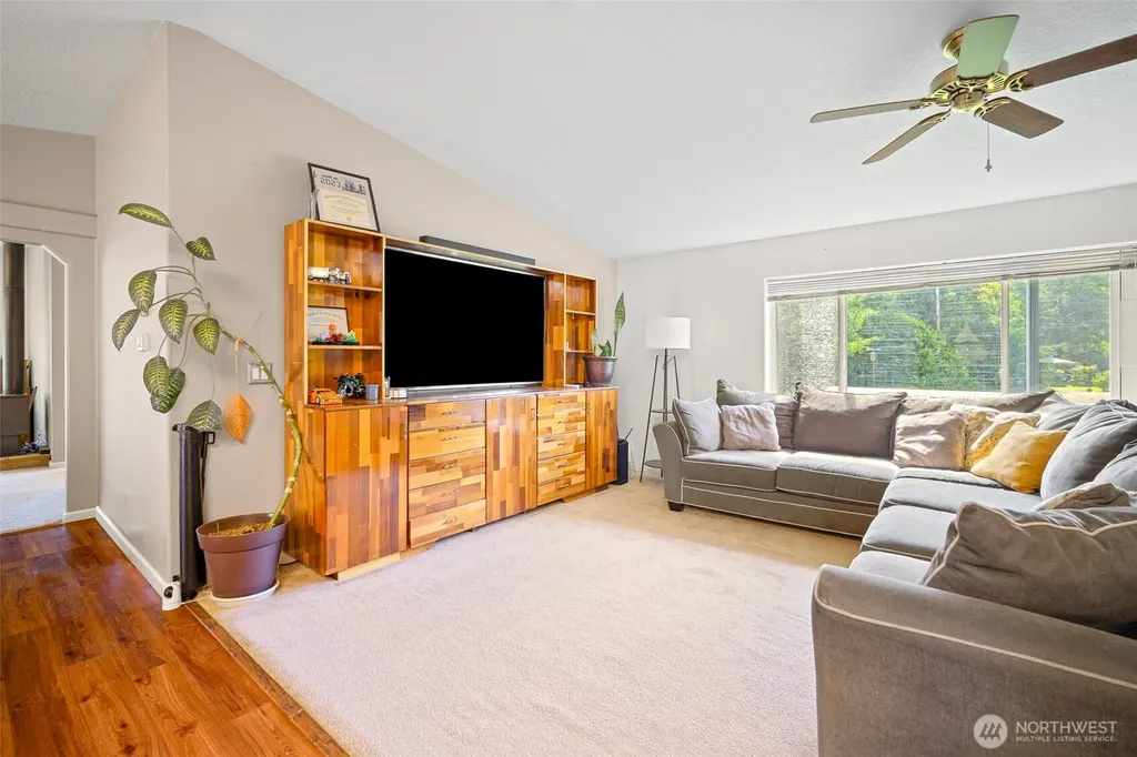 4230 Cody Road Blaine WA 98230