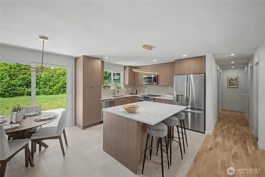 10646 SE 236th Street Kent WA 98031