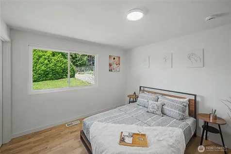 10646 SE 236th Street Kent WA 98031