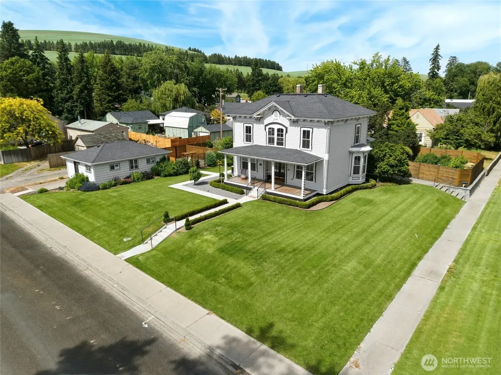504 N 1st Street Dayton WA 99328