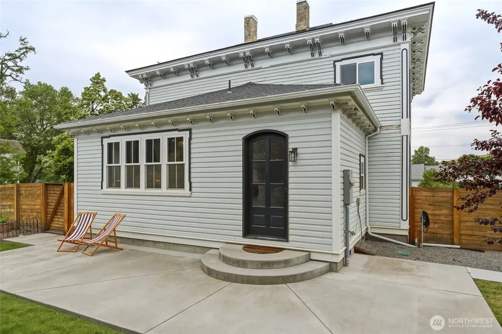 504 N 1st Street Dayton WA 99328