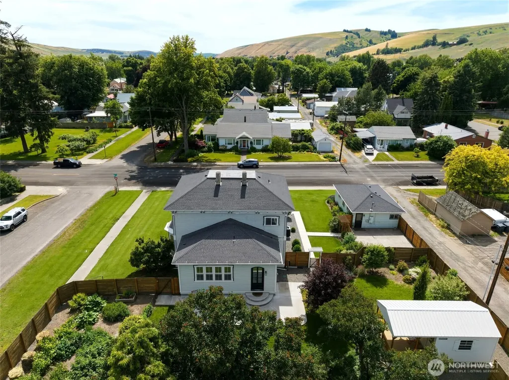 504 N 1st Street Dayton WA 99328