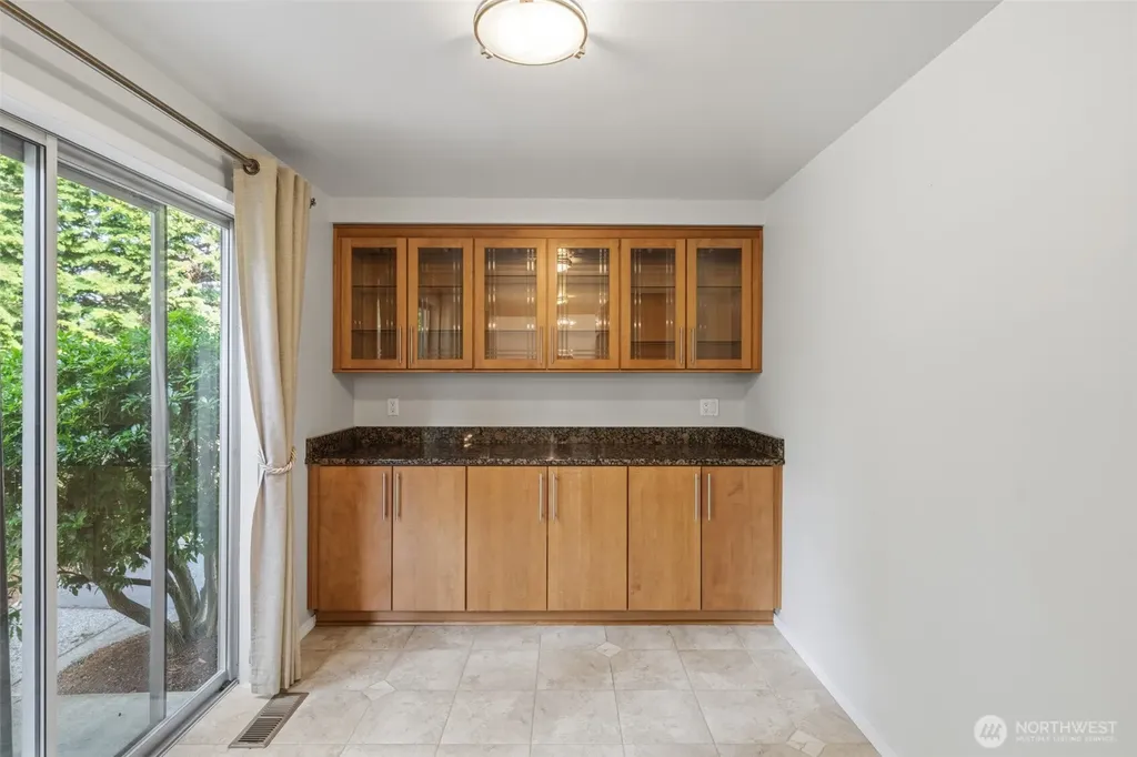 134 160th Place SE Bellevue WA 98008