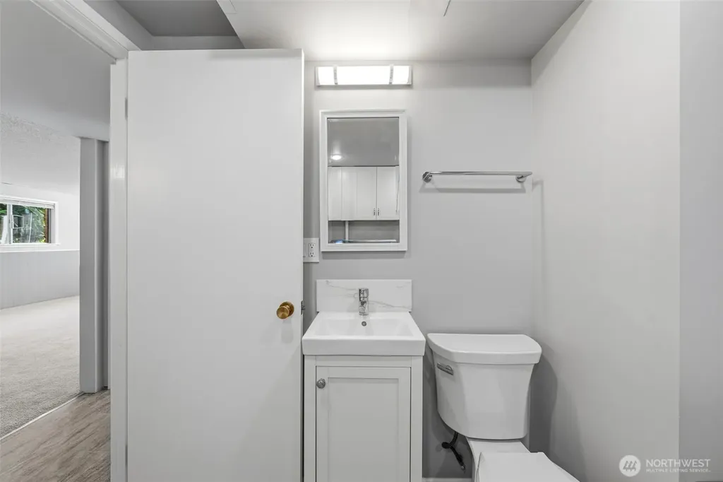 134 160th Place SE Bellevue WA 98008
