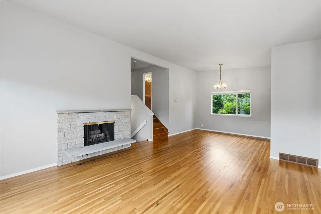 134 160th Place SE Bellevue WA 98008
