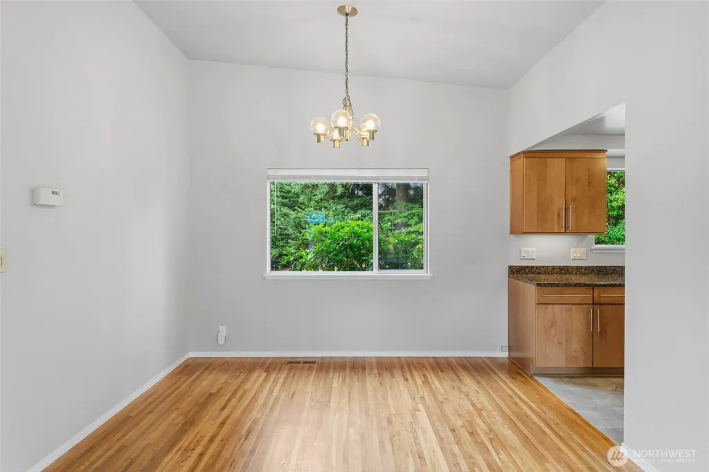 134 160th Place SE Bellevue WA 98008