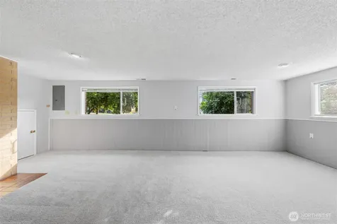 134 160th Place SE Bellevue WA 98008