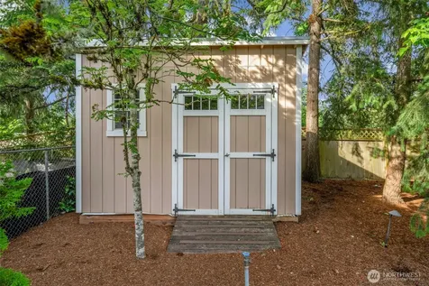 134 160th Place SE Bellevue WA 98008