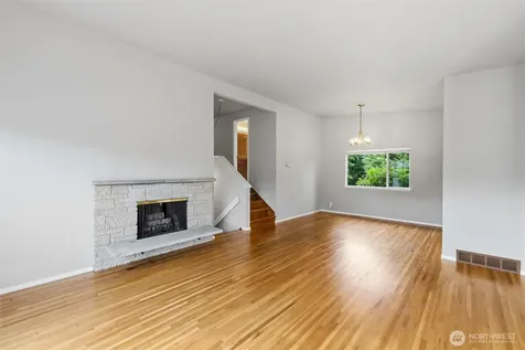 134 160th Place SE Bellevue WA 98008