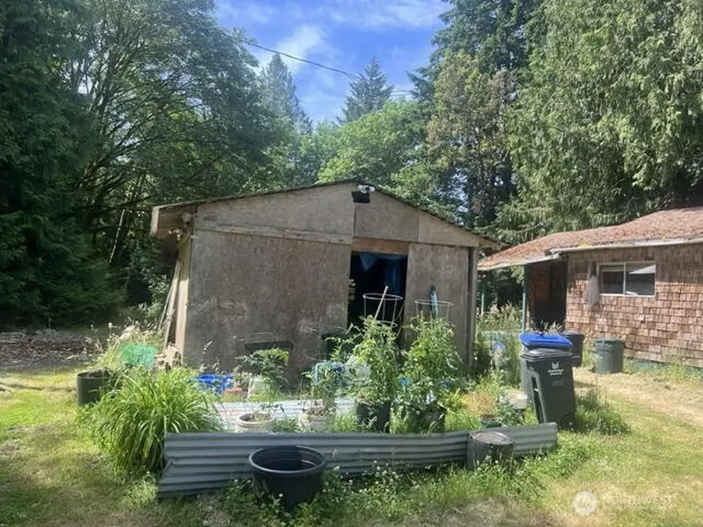 10395 NE Pine Way Bainbridge Island WA 98110
