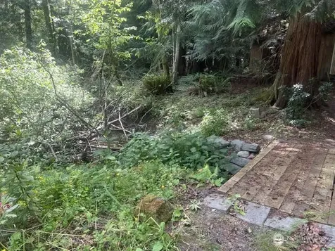 10395 NE Pine Way Bainbridge Island WA 98110