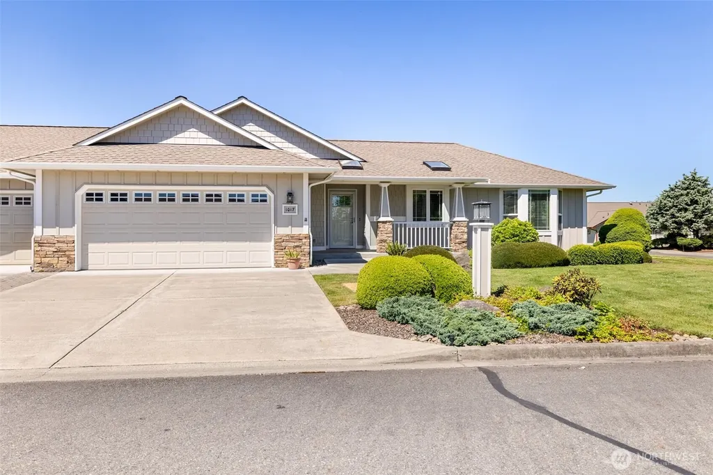 1017 N Minstrel Road Sequim WA 98382