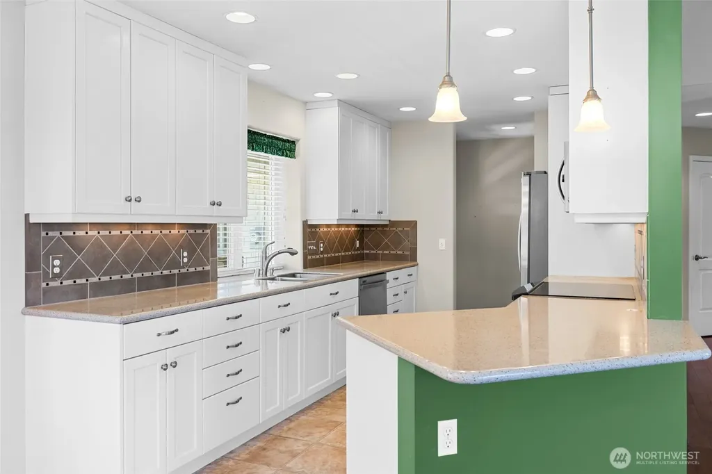 1017 N Minstrel Road Sequim WA 98382