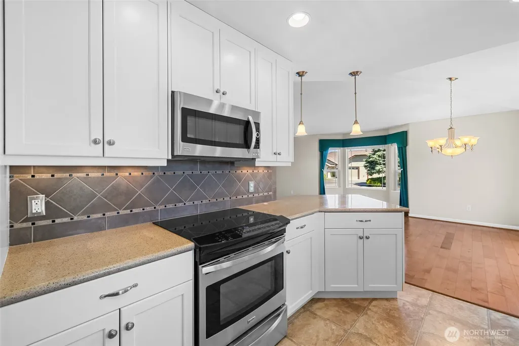 1017 N Minstrel Road Sequim WA 98382