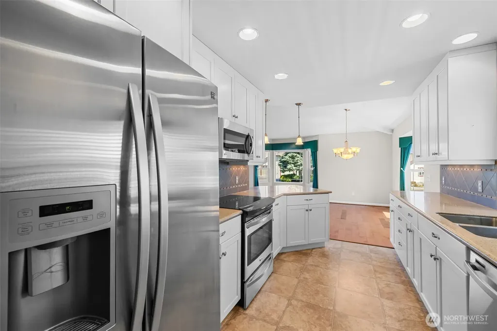1017 N Minstrel Road Sequim WA 98382