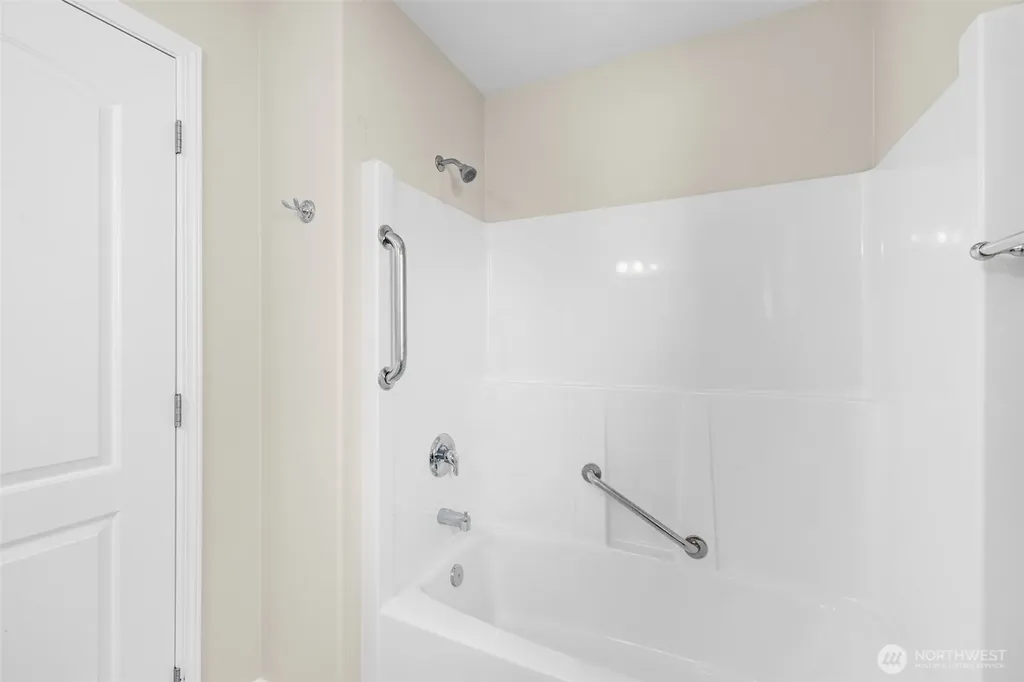 1017 N Minstrel Road Sequim WA 98382